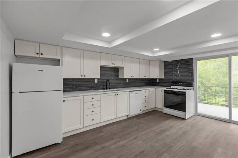 2513 Grove Rd, South Park, PA 15129, 5 Bedrooms Bedrooms, ,2 BathroomsBathrooms,Residential,For Sale,Grove Rd,1706462