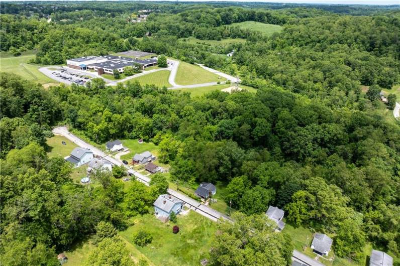 2513 Grove Rd, South Park, PA 15129, 5 Bedrooms Bedrooms, ,2 BathroomsBathrooms,Residential,For Sale,Grove Rd,1706462