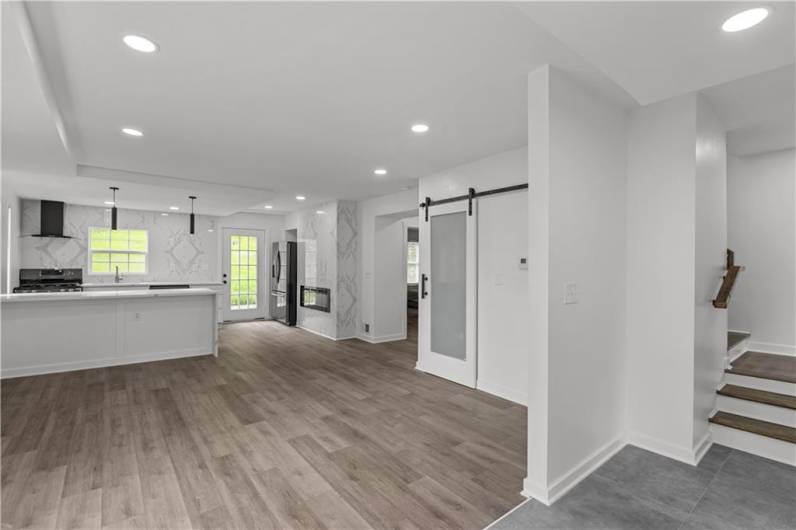 2513 Grove Rd, South Park, PA 15129, 5 Bedrooms Bedrooms, ,2 BathroomsBathrooms,Residential,For Sale,Grove Rd,1706462