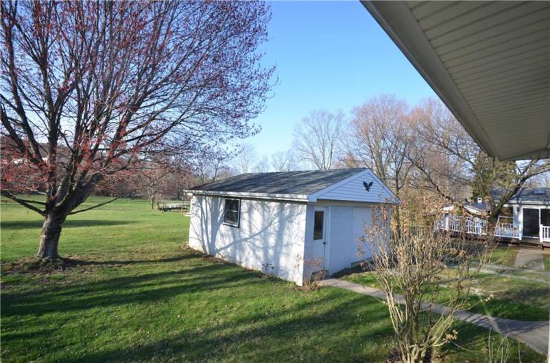 Detached Garage