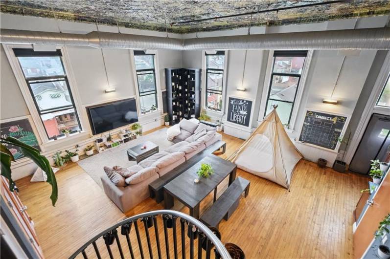 120 15th St, Pittsburgh, PA 15203, 2 Bedrooms Bedrooms, ,2 BathroomsBathrooms,Lease,For Sale,15th St,0,1706501