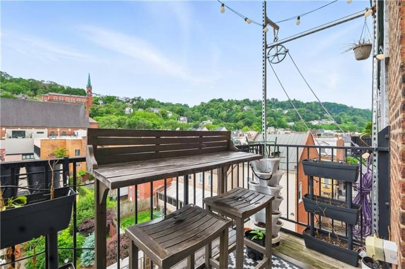 120 15th St, Pittsburgh, PA 15203, 2 Bedrooms Bedrooms, ,2 BathroomsBathrooms,Lease,For Sale,15th St,0,1706501