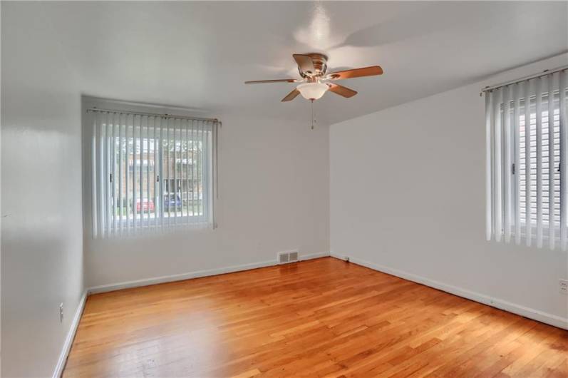2803 Johnson Street, Aliquippa, PA 15001, 3 Bedrooms Bedrooms, 11 Rooms Rooms,2 BathroomsBathrooms,Residential,For Sale,Johnson Street,0,1706508