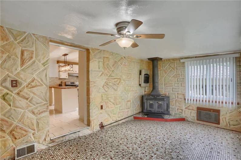 2803 Johnson Street, Aliquippa, PA 15001, 3 Bedrooms Bedrooms, 11 Rooms Rooms,2 BathroomsBathrooms,Residential,For Sale,Johnson Street,0,1706508