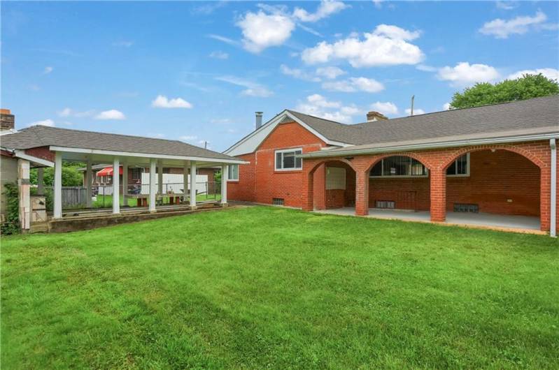 2803 Johnson Street, Aliquippa, PA 15001, 3 Bedrooms Bedrooms, 11 Rooms Rooms,2 BathroomsBathrooms,Residential,For Sale,Johnson Street,0,1706508
