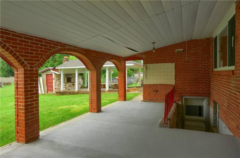 2803 Johnson Street, Aliquippa, PA 15001, 3 Bedrooms Bedrooms, 11 Rooms Rooms,2 BathroomsBathrooms,Residential,For Sale,Johnson Street,0,1706508