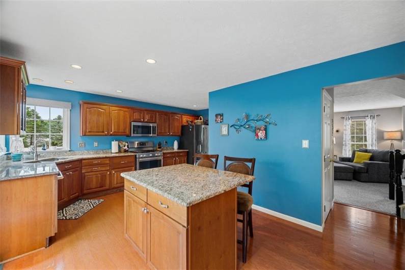 You will appreciate the high end CAFE series stainless steel appliances that were added in 2021 including the dishwasher, 5 burner gas stove, microwave oven and double door refrigerator.