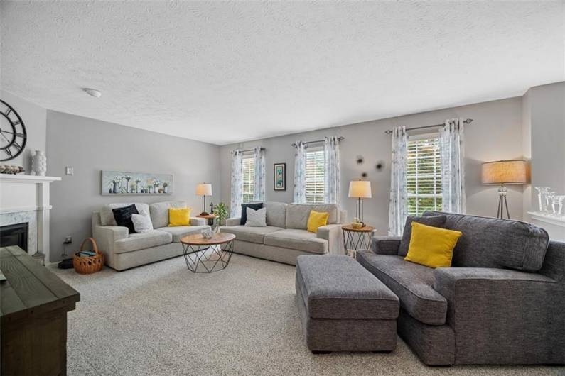 This room just calls to you to come in, get comfy and stay awhile.