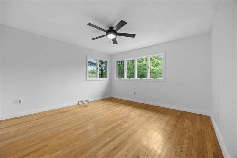 1251 Glencoe Ave, Pittsburgh, PA 15205, 3 Bedrooms Bedrooms, 10 Rooms Rooms,2.1 BathroomsBathrooms,Residential,For Sale,Glencoe Ave,0,1706538
