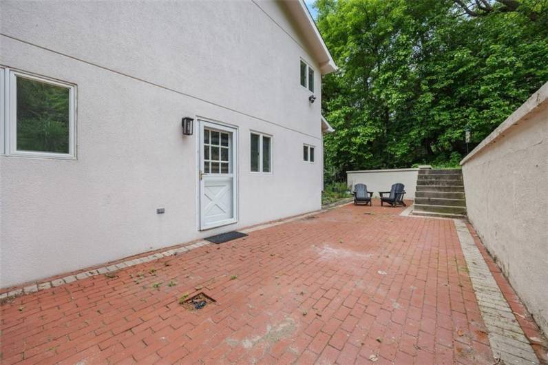 1251 Glencoe Ave, Pittsburgh, PA 15205, 3 Bedrooms Bedrooms, 10 Rooms Rooms,2.1 BathroomsBathrooms,Residential,For Sale,Glencoe Ave,0,1706538