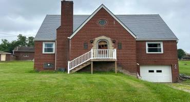 300 6th Ave, New Eagle, PA 15067, 3 Bedrooms Bedrooms, ,2 BathroomsBathrooms,Residential,For Sale,6th Ave,1706578