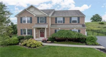 4015 Bentwood Dr, Canonsburg, PA 15317, 4 Bedrooms Bedrooms, 11 Rooms Rooms,2.1 BathroomsBathrooms,Residential,For Sale,Bentwood Dr,1706590
