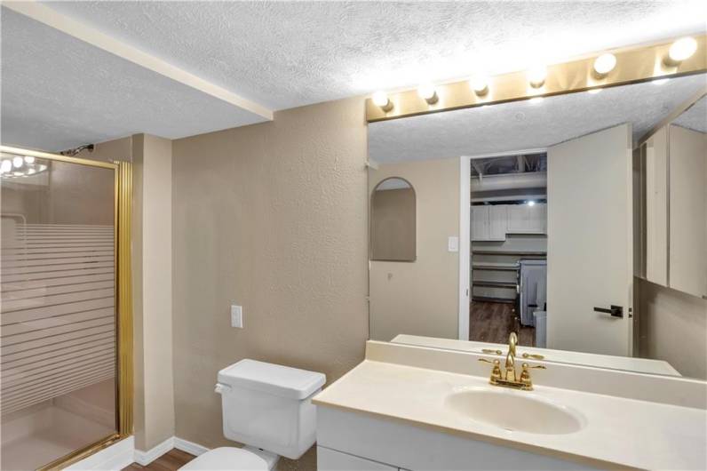 354 Ryan Dr, Pittsburgh, PA 15220, 3 Bedrooms Bedrooms, 10 Rooms Rooms,2 BathroomsBathrooms,Residential,For Sale,Ryan Dr,0,1706616