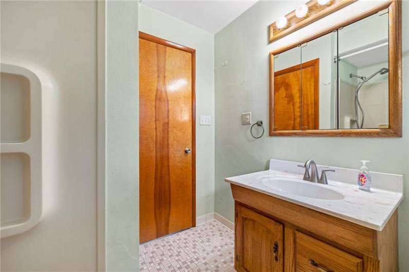 640 Susan Dr, Irwin, PA 15642, 3 Bedrooms Bedrooms, 6 Rooms Rooms,1 BathroomBathrooms,Residential,For Sale,Susan Dr,1706628