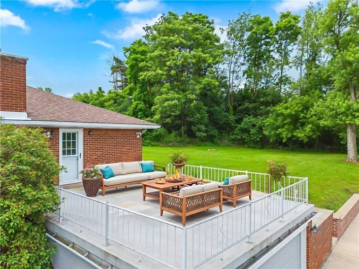 640 Susan Dr, Irwin, PA 15642, 3 Bedrooms Bedrooms, 6 Rooms Rooms,1 BathroomBathrooms,Residential,For Sale,Susan Dr,1706628