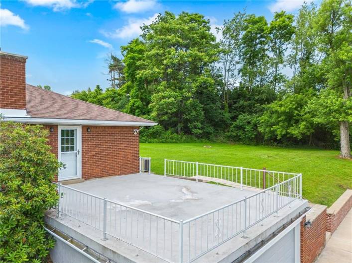 640 Susan Dr, Irwin, PA 15642, 3 Bedrooms Bedrooms, 6 Rooms Rooms,1 BathroomBathrooms,Residential,For Sale,Susan Dr,1706628