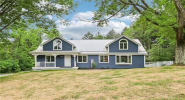 3442 Mercer Rd, New Castle, PA 16105, 3 Bedrooms Bedrooms, 10 Rooms Rooms,2 BathroomsBathrooms,Residential,For Sale,Mercer Rd,1706633