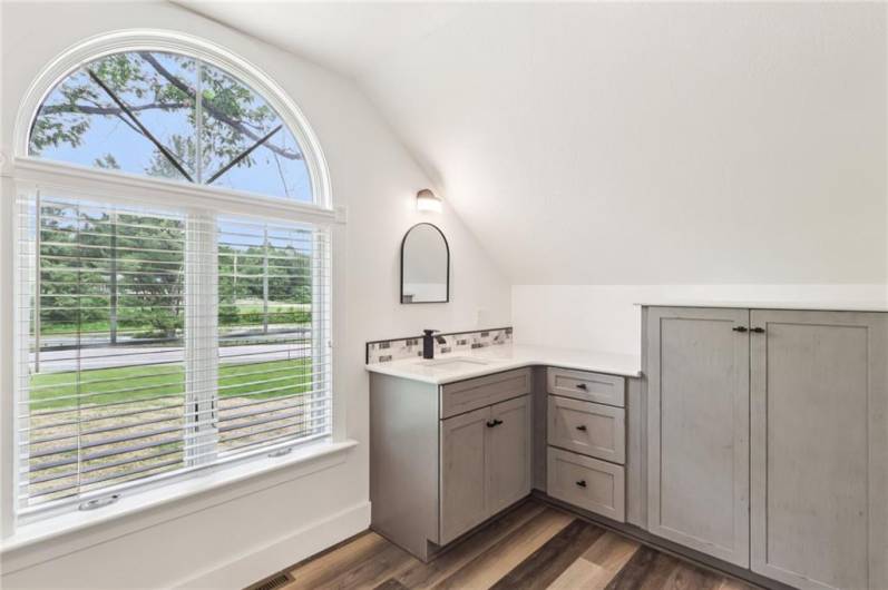 3442 Mercer Rd, New Castle, PA 16105, 3 Bedrooms Bedrooms, 10 Rooms Rooms,2 BathroomsBathrooms,Residential,For Sale,Mercer Rd,1706633