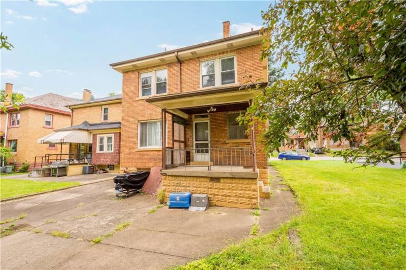 1223 Ingham Street, Pittsburgh, PA 15212, 6 Bedrooms Bedrooms, ,1.1 BathroomsBathrooms,Residential,For Sale,Ingham Street,1706639