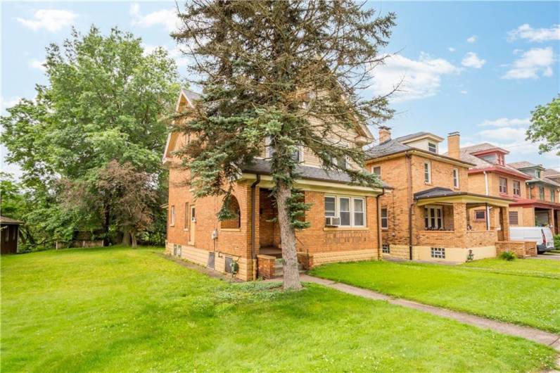 1223 Ingham Street, Pittsburgh, PA 15212, 6 Bedrooms Bedrooms, ,1.1 BathroomsBathrooms,Residential,For Sale,Ingham Street,1706639
