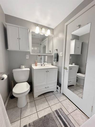 217 Shady Ave, Houston, PA 15342, 3 Bedrooms Bedrooms, 6 Rooms Rooms,1 BathroomBathrooms,Residential,For Sale,Shady Ave,0,1706641