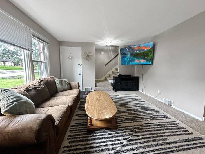 217 Shady Ave, Houston, PA 15342, 3 Bedrooms Bedrooms, 6 Rooms Rooms,1 BathroomBathrooms,Residential,For Sale,Shady Ave,0,1706641