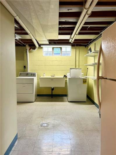 622 Fuhrman Lane, Freeport, PA 16229, 3 Bedrooms Bedrooms, ,2 BathroomsBathrooms,Residential,For Sale,Fuhrman Lane,1706665