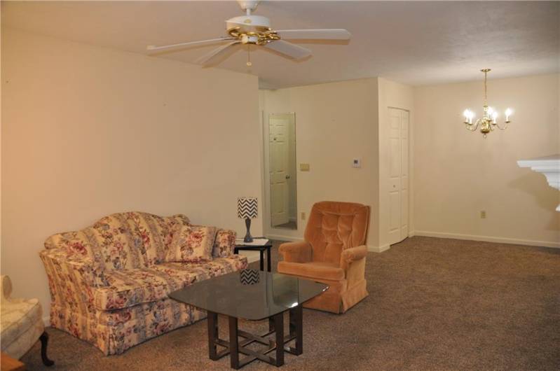 1101 Lenox Dr, Bethel Park, PA 15102, 2 Bedrooms Bedrooms, 5 Rooms Rooms,2 BathroomsBathrooms,Residential,For Sale,Lenox Dr,1706714