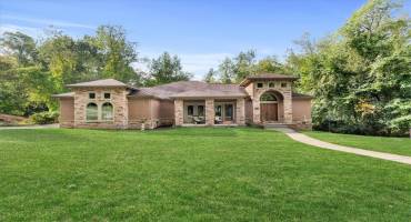 912 Field Club Road, Pittsburgh, PA 15238, 3 Bedrooms Bedrooms, 9 Rooms Rooms,2.1 BathroomsBathrooms,Residential,For Sale,Field Club Road,1706717