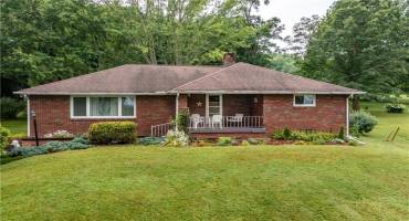 371 Leech Road, Greenville, PA 16125, 3 Bedrooms Bedrooms, 9 Rooms Rooms,2 BathroomsBathrooms,Residential,For Sale,Leech Road,1706766
