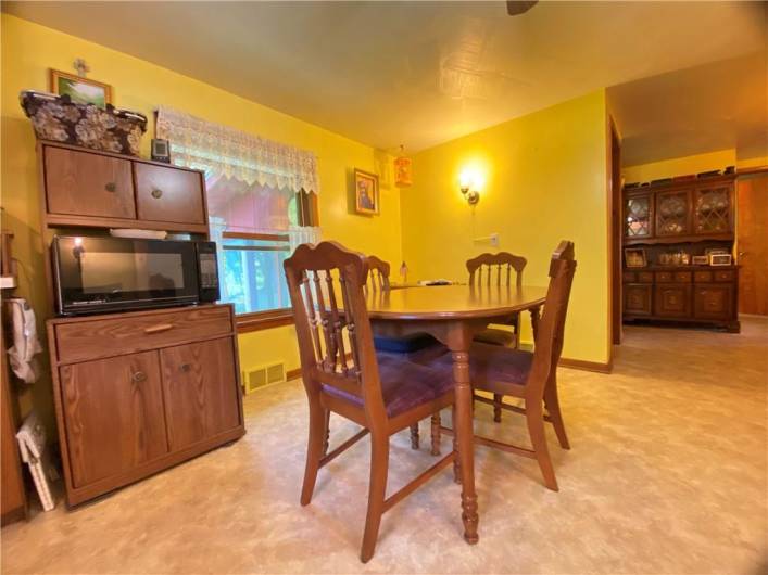 371 Leech Road, Greenville, PA 16125, 3 Bedrooms Bedrooms, 9 Rooms Rooms,2 BathroomsBathrooms,Residential,For Sale,Leech Road,1706766