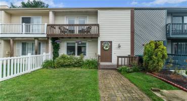 3146 Camberly Drive, Gibsonia, PA 15044, 2 Bedrooms Bedrooms, 8 Rooms Rooms,1.1 BathroomsBathrooms,Residential,For Sale,Camberly Drive,1706349