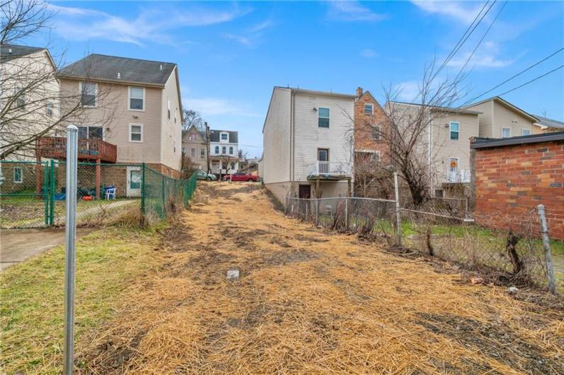 4913 Dearborn St, Pittsburgh, PA 15224, ,Farm-acreage-lot,For Sale,Dearborn St,1706362