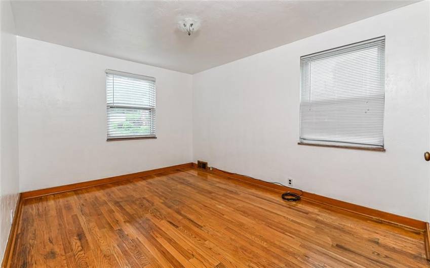 9916 Neuhart Boulevard, 15090, PA 15090, 3 Bedrooms Bedrooms, 7 Rooms Rooms,2 BathroomsBathrooms,Residential,For Sale,Neuhart Boulevard,1706783