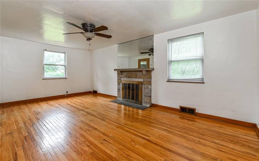 9916 Neuhart Boulevard, 15090, PA 15090, 3 Bedrooms Bedrooms, 7 Rooms Rooms,2 BathroomsBathrooms,Residential,For Sale,Neuhart Boulevard,1706783