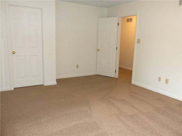 457 Cherryhill Drive, Bridgeville, PA 15017, 3 Bedrooms Bedrooms, 7 Rooms Rooms,1.1 BathroomsBathrooms,Residential,For Sale,Cherryhill Drive,0,1701239