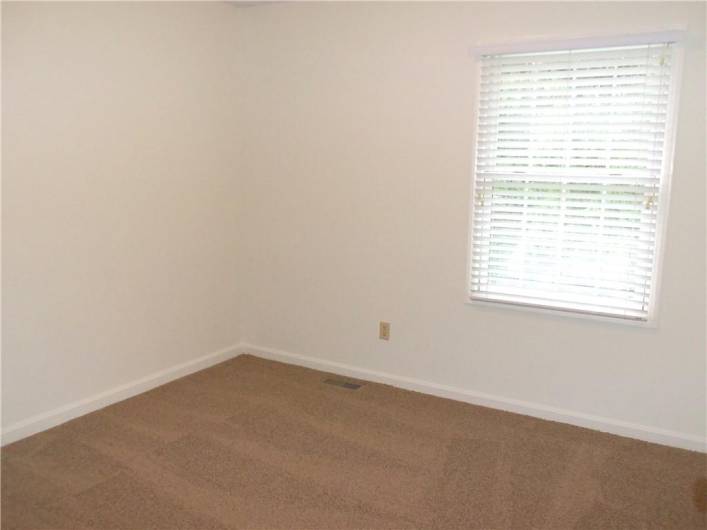 457 Cherryhill Drive, Bridgeville, PA 15017, 3 Bedrooms Bedrooms, 7 Rooms Rooms,1.1 BathroomsBathrooms,Residential,For Sale,Cherryhill Drive,0,1701239