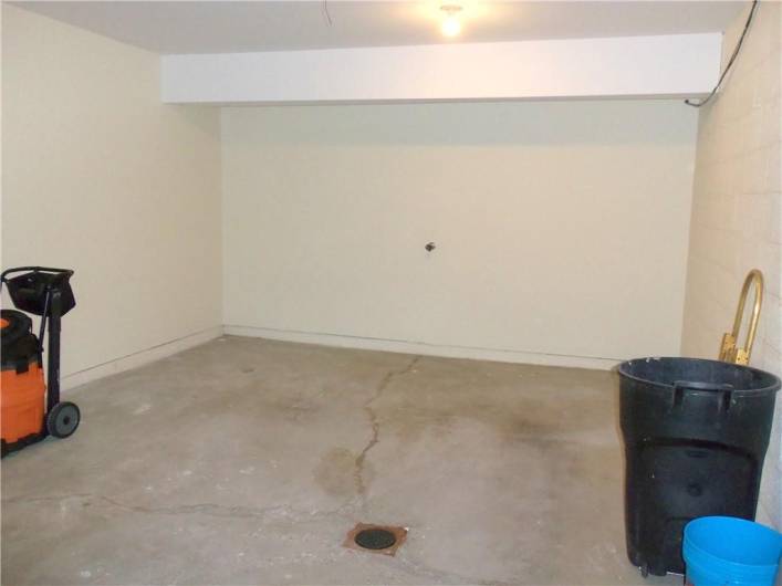 457 Cherryhill Drive, Bridgeville, PA 15017, 3 Bedrooms Bedrooms, 7 Rooms Rooms,1.1 BathroomsBathrooms,Residential,For Sale,Cherryhill Drive,0,1701239