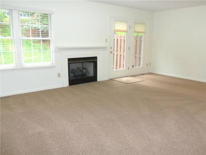 457 Cherryhill Drive, Bridgeville, PA 15017, 3 Bedrooms Bedrooms, 7 Rooms Rooms,1.1 BathroomsBathrooms,Residential,For Sale,Cherryhill Drive,0,1701239