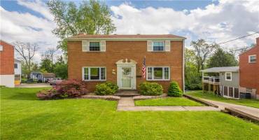 1609 Critchfield Dr, Bridgeville, PA 15017, 3 Bedrooms Bedrooms, 8 Rooms Rooms,2.1 BathroomsBathrooms,Residential,For Sale,Critchfield Dr,1706263