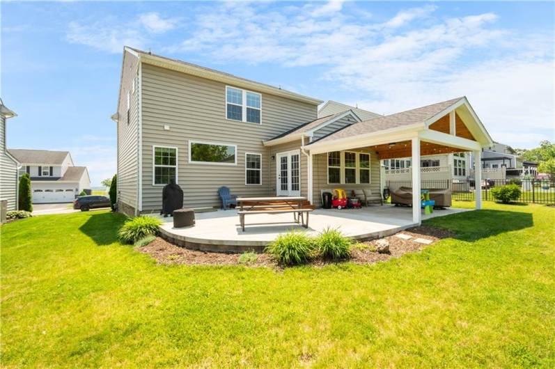 265 Sunrise Drive, Carnegie, PA 15106, 4 Bedrooms Bedrooms, 8 Rooms Rooms,3.1 BathroomsBathrooms,Residential,For Sale,Sunrise Drive,1706537