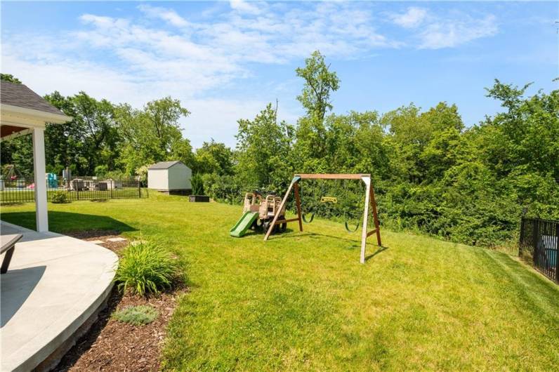 265 Sunrise Drive, Carnegie, PA 15106, 4 Bedrooms Bedrooms, 8 Rooms Rooms,3.1 BathroomsBathrooms,Residential,For Sale,Sunrise Drive,1706537