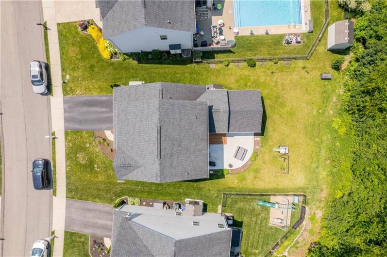 265 Sunrise Drive, Carnegie, PA 15106, 4 Bedrooms Bedrooms, 8 Rooms Rooms,3.1 BathroomsBathrooms,Residential,For Sale,Sunrise Drive,1706537