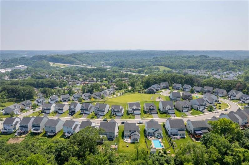 265 Sunrise Drive, Carnegie, PA 15106, 4 Bedrooms Bedrooms, 8 Rooms Rooms,3.1 BathroomsBathrooms,Residential,For Sale,Sunrise Drive,1706537