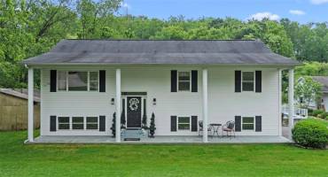 304 May Ln, Evans City, PA 16033, 3 Bedrooms Bedrooms, ,2.1 BathroomsBathrooms,Residential,For Sale,May Ln,1706580