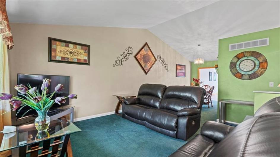 304 May Ln, Evans City, PA 16033, 3 Bedrooms Bedrooms, ,2.1 BathroomsBathrooms,Residential,For Sale,May Ln,1706580