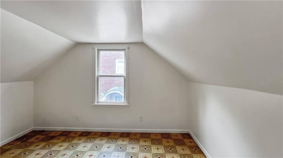 Another upstairs room.