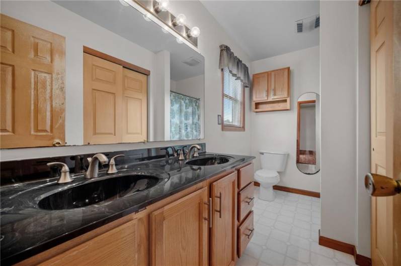 321 Dairy Farm Road, New Kensington, PA 15068, 3 Bedrooms Bedrooms, ,3 BathroomsBathrooms,Residential,For Sale,Dairy Farm Road,1706800