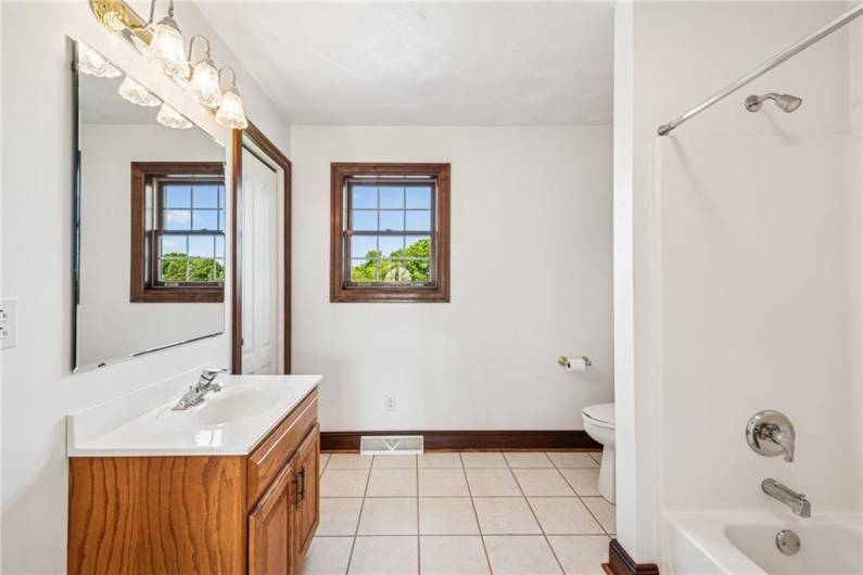 77 Carey School Rd, Ligonier, PA 15658, 3 Bedrooms Bedrooms, 11 Rooms Rooms,3.1 BathroomsBathrooms,Residential,For Sale,Carey School Rd,0,1706820