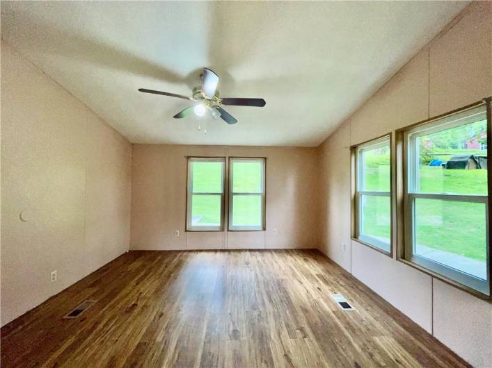 535 Swihart Rd, Mc Donald, PA 15057, 3 Bedrooms Bedrooms, ,2 BathroomsBathrooms,Lease,For Sale,Swihart Rd,1703124